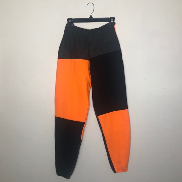 NIKE Color Block Sweatpants - Picture 5 of 6